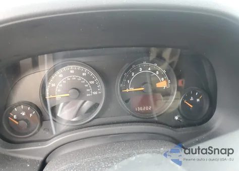 2015 Jeep Compass Sport z USA, uszkodzony, nr VIN 1C4NJDBB9FD436596